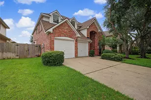 5807 Bayberry Way, Sugar Land, TX 77479 - Photo 2