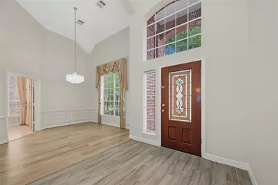 5807 Bayberry Way, Sugar Land, TX 77479 - Photo 4