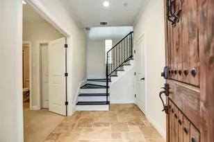1139 W 15th 1/2 St, Houston, TX 77008 - Photo 4