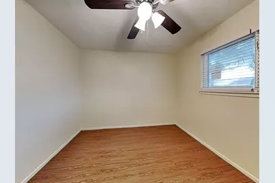 8502 Avington Road, La Porte, TX 77571 - Photo 14