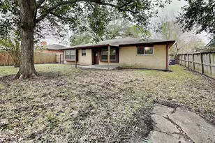 8502 Avington Rd, La Porte, TX 77571 - Photo 16