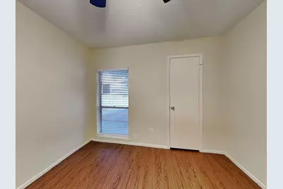 8502 Avington Road, La Porte, TX 77571 - Photo 12