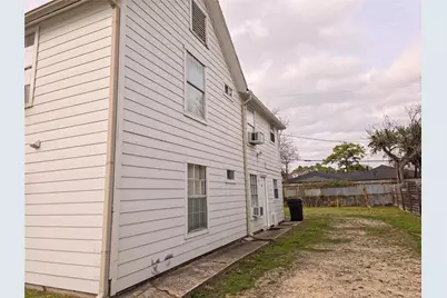 207 Moody Street #1, Houston, TX 77009 - Photo 2