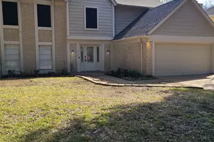 8130 Sunny Ridge Dr, Houston, TX 77095 - Photo 2