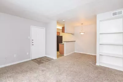 1300 Wilcrest Drive #105, Houston, TX 77042 - Photo 10