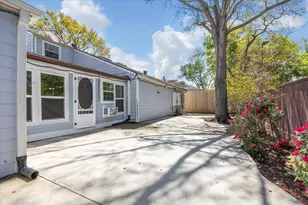 3302 Chris Dr, Houston, TX 77063 - Photo 26