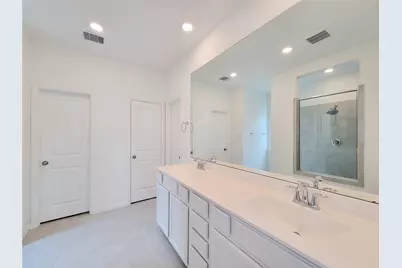 9422 Vista Falls Trace, Houston, TX 77365 - Photo 10