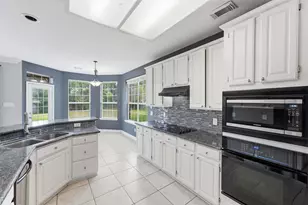 818 Heather Park Ct, Sugar Land, TX 77479 - Photo 10