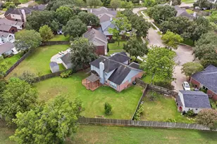 818 Heather Park Ct, Sugar Land, TX 77479 - Photo 32