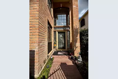 8006 Oakwood Bend Drive, Houston, TX 77040 - Photo 2