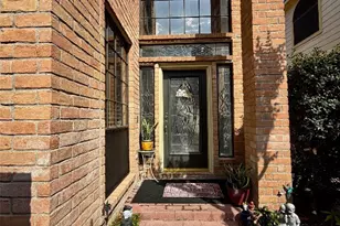 8006 Oakwood Bend Dr, Houston, TX 77040 - Photo 2