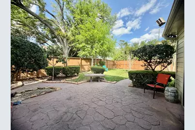 8006 Oakwood Bend Drive, Houston, TX 77040 - Photo 30