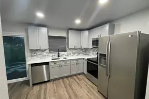 6003 Westover St, Houston, TX 77033 - Photo 2