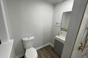 6003 Westover St, Houston, TX 77033 - Photo 18