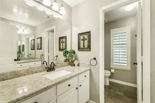 178 Brooksedge Ct, The Woodlands, TX 77382 - Photo 18