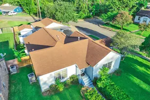 1212 Layton St, Baytown, TX 77520 - Photo 40