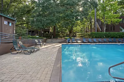 102 Litchfield Lane, Houston, TX 77024 - Photo 6