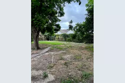 216 Burress Street, Houston, TX 77022 - Photo 12