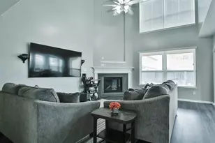 5819 Plantation Forest Dr, Katy, TX 77449 - Photo 4