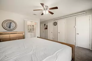9019 Grape St, Houston, TX 77036 - Photo 14