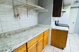7913 Grove Ridge Dr Dr, Houston, TX 77061 - Photo 6