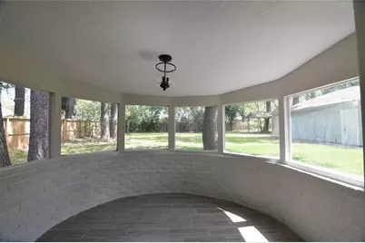 19118 Challe Circle W, Spring, TX 77373 - Photo 8