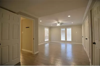 19118 Challe Circle W, Spring, TX 77373 - Photo 12