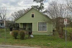 4913 Elysian St, Houston, TX 77009 - Photo 1