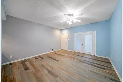 7095 N Holiday Drive, Galveston, TX 77550 - Photo 2