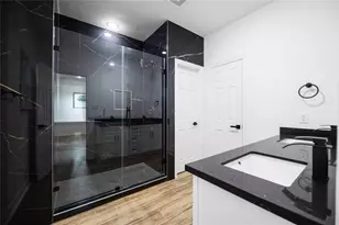 5311 Liberty Rd, Houston, TX 77026 - Photo 22