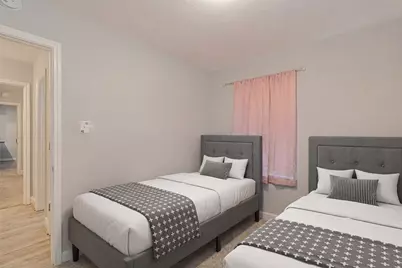 5637 Wood Creek Way, Houston, TX 77017 - Photo 8