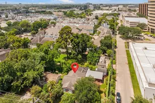 2609 Bevis St, Houston, TX 77008 - Photo 4