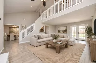 8114 Misty Ridge Ln, Houston, TX 77071 - Photo 6