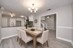 8114 Misty Ridge Ln, Houston, TX 77071 - Photo 12