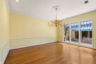 4876 Post Oak Timber Dr, Houston, TX 77056 - Photo 18