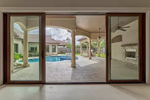 25 Post Shadow Estate Dr, Spring, TX 77389 - Photo 20