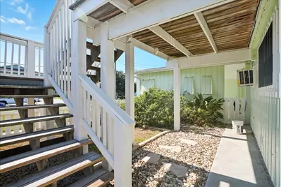 228 Starboard Avenue, Rockport, TX 78382 - Photo 2