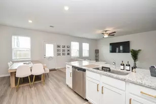 11404 Bright Sun Dr, Houston, TX 77048 - Photo 14