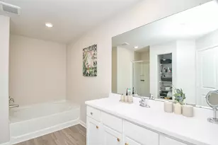 11404 Bright Sun Dr, Houston, TX 77048 - Photo 22