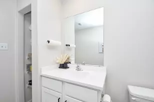 11404 Bright Sun Dr, Houston, TX 77048 - Photo 24