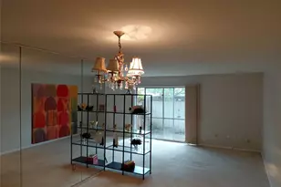 406 N Post Oak Ln, Houston, TX 77024 - Photo 1
