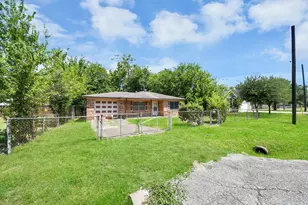 4425 Sumpter St, Houston, TX 77020 - Photo 8
