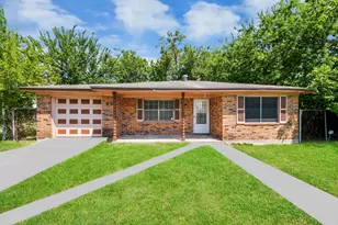 4425 Sumpter St, Houston, TX 77020 - Photo 1