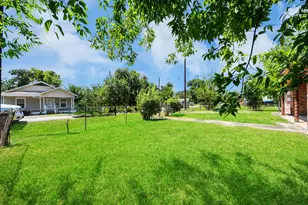 4425 Sumpter St, Houston, TX 77020 - Photo 14