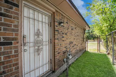 4425 Sumpter Street, Houston, TX 77020 - Photo 14