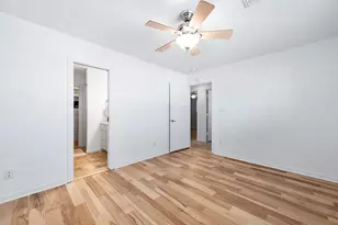 837 Marlin St, Hitchcock, TX 77563 - Photo 12