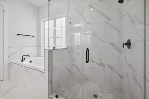 1033 W 17th St, Houston, TX 77008 - Photo 26