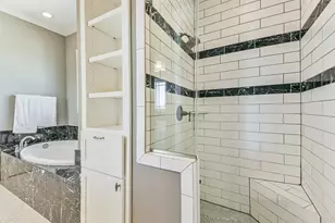 550 Oxford St, Houston, TX 77007 - Photo 12