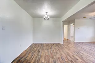 402 N 1st St, Beasley, TX 77417 - Photo 34