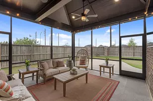 2710 Torrey Pines Dr, Brookshire, TX 77423 - Photo 4